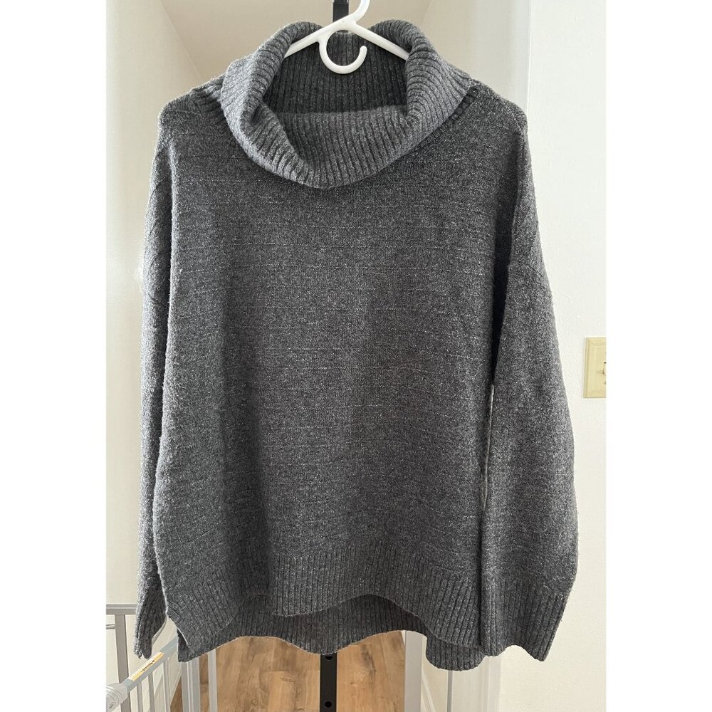 EUC Old Navy Womens Gray Cowl Neck Sweater L Acrylic/Nylon/Spandex Blend